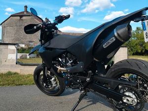 HUSQVARNA 701 SUPERMOTO