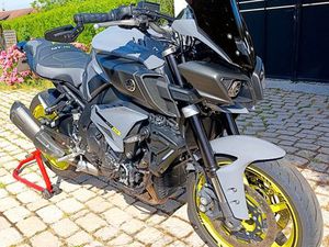 YAMAHA MT10