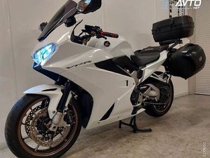 HONDA VFR 800 F ABS TC AKRAPOVIČ LED SLO VFR800F