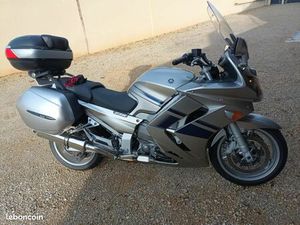 YAMAHA FJR