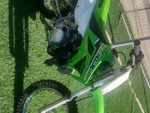 110 KLX ( KAWAZAKI NEUVE )