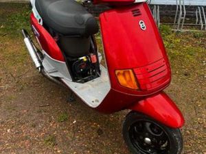 SKR 172CC STAGE 3 OP BROM — SCOOTERS | PIAGGIO — MARKTPLAATS