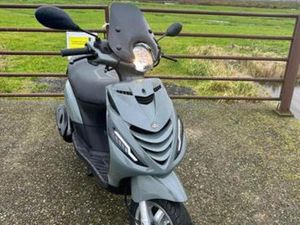 PIAGGIO ZIP 50CC 4T 2V — SCOOTERS | PIAGGIO — MARKTPLAATS
