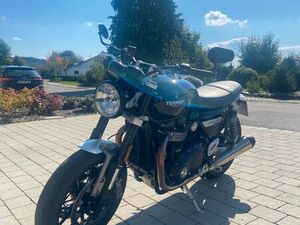 TRIUMPH SPEED TWIN 1200