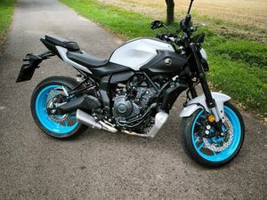 YAMAHA MT-07
