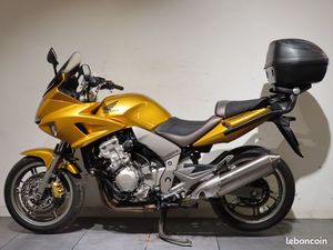 HONDA 1000 CBF - ENVOI/REPRISE POSSIBLE