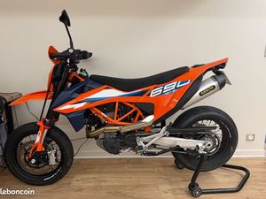 KTM SMC-R 690 2024 SUPERMOTARD