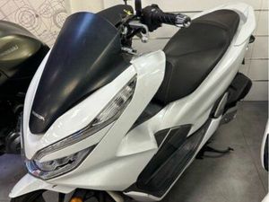 HONDA PCX 2020 AVEC ENTRETIEN CHEZ HONDA 2299