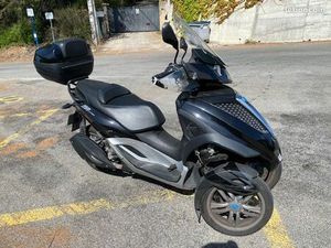 VEND SCOOTER MP3 PIAGGIO 300 LT