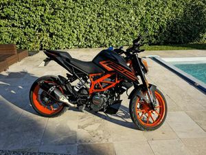KTM DUKE