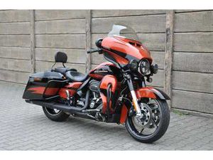 HARLEY-DAVIDSON FLHXSE CVO STREET GLIDE 2017