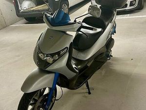 PIAGGIO BEVERLY 250 CANTON ARGOVIE -