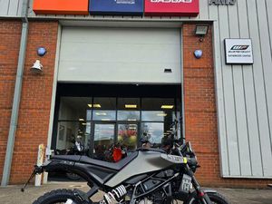 HUSQVARNA SVARTPILEN 401 520 X-RING EURO 5 399 CC