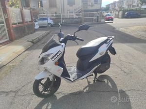 SCOOTER KEEWAY CITY BLADE 125