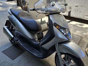 PIAGGIO BEVERLY 200 ARGENTO