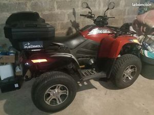 QUAD ARCTIC-CAT 550