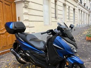 HONDA FORZA 125 TOP BOX