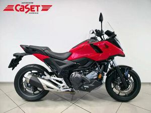 ② HONDA NC 750 XDS (ANNÉE DE CONSTRUCTION 2025)