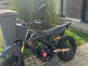 RIEJU MRT SUPERMOTARD