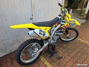 SUZUKI 250 RMZ
