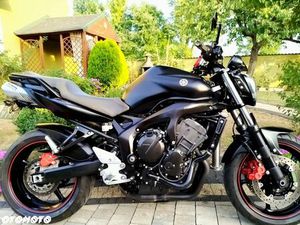 YAMAHA FZ6