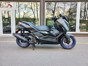 YAMAHA X-MAX 125 - 3LETÁ ZÁRUKA