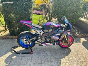 HONDA CBR 1000