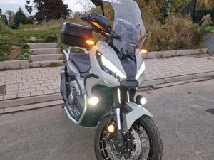 ② HONDA XADV 750 2024 GRIS NARDO