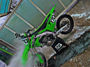 KXF 450