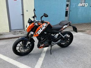 KTM DUKE 125 Z ABS-OM. ODLIČNO OHRANJEN