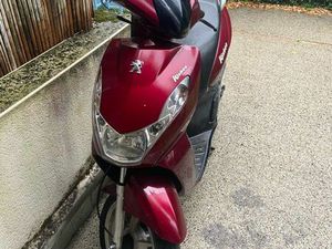 SCOOTER KISBEE 50 CC 4T – ROULE NICKEL – 800 (NÉGOCIABLE)