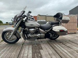 ② SUZUKI INTRUDER C1800R