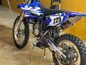YAMAHA - YZ 125