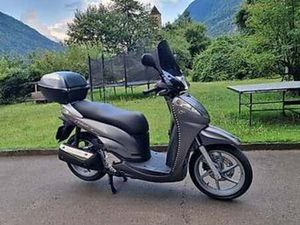 HONDA SH 300 CANTON TESSIN -