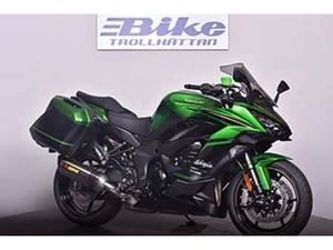 KAWASAKI NINJA 1100SX SE AKRAPOVIC/VÄSKOR/232 MIL (WLU48D) - BYTBIL.COM ◊