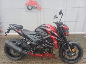 SUZUKI GSX-S750