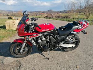 YAMAHA FZS 600 S
