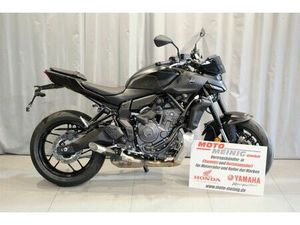 YAMAHA MT-07 Y-AMT INKL. ZUBEHÖR - VORFÜHRFAHRZEUG -