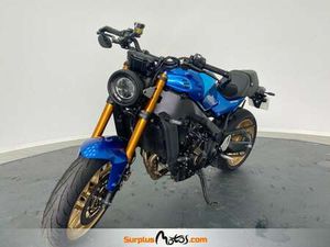YAMAHA XSR 900