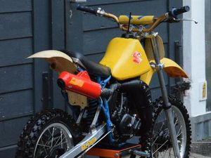 SUZUKI RM 80 SUPERMINI KLEINRAD 2TAKT