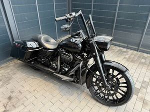 HARLEY-DAVIDSON FLHRXS 114 ROAD KING CUSTOM CVO