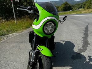 KAWASAKI Z900RS CAFÉ