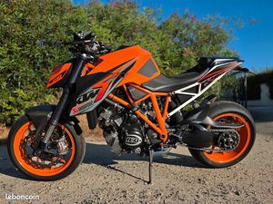 KTM SUPER DUKE R