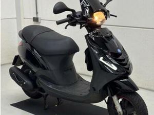 PIAGGIO ZIP E4 80CC FULL MALOSSI | 80KMU+ | BROM — SCOOTERS | PIAGGIO — MARKTPLAATS