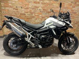 TRIUMPH TIGER 900 888 CC