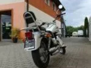 SUZUKI INTRUDER SLUPIA POD KĘPNEM