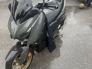 YAMAHA XMAX 125 TECH MAX