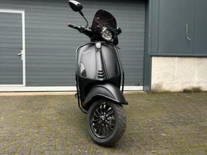 VESPA SPRINT 50CC/I-GET/MATRIX/FULL OPTIONS/2023 — SCOOTERS | VESPA — MARKTPLAATS