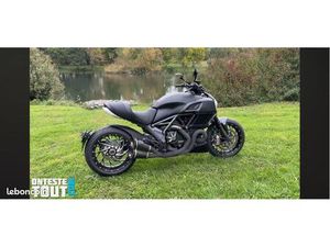 DUCATI DIAVEL 1200