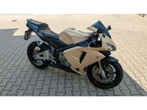 HONDA CBR 600RR PC37